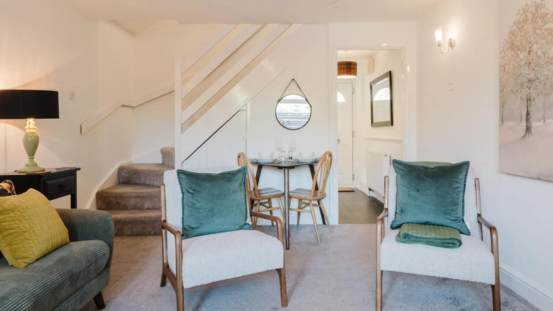 Corner House - Bright 2 Bed In Cheltenham Beckhampton 0*,