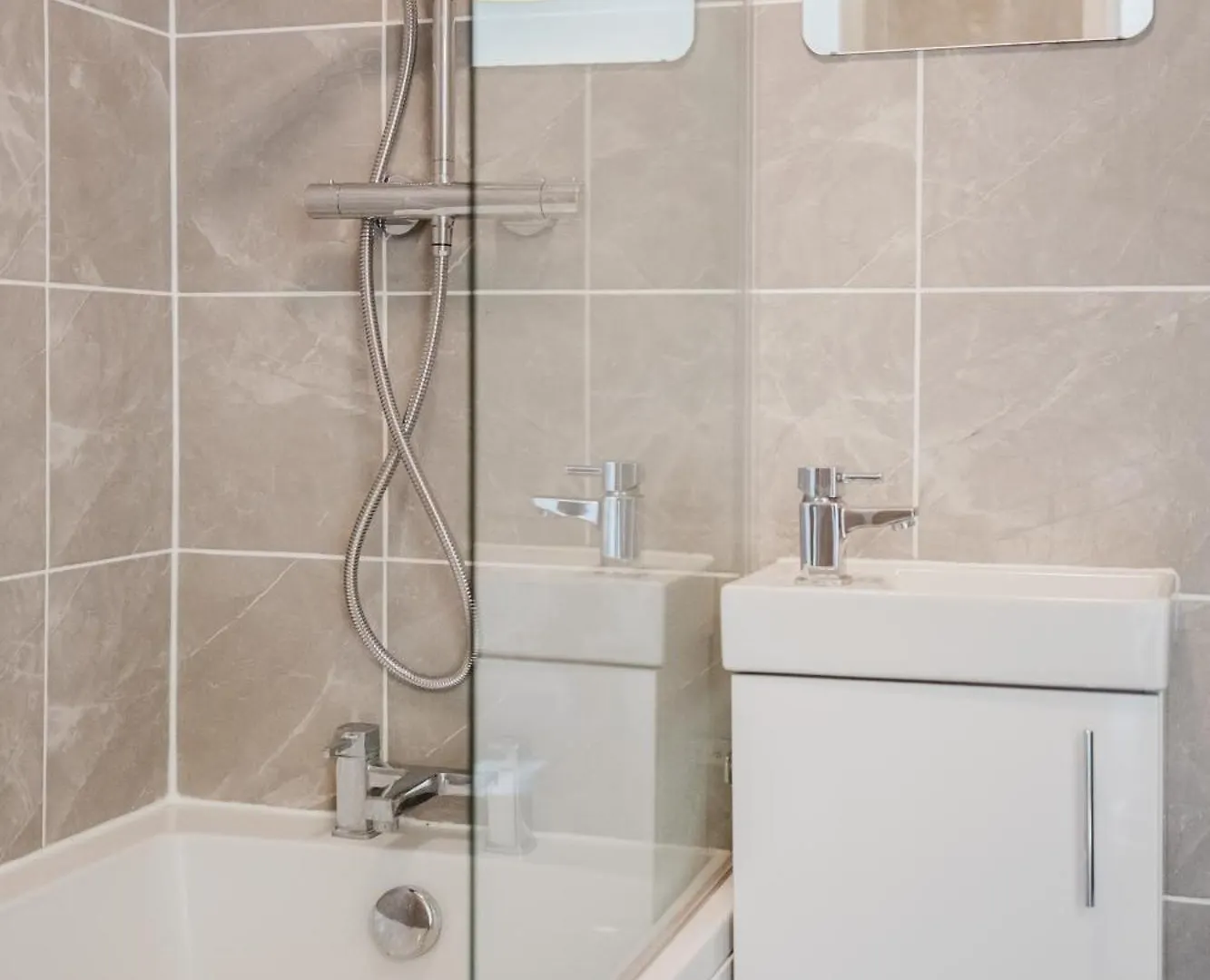 Appartamento Corner House - Bright 2 Bed In Cheltenham Beckhampton