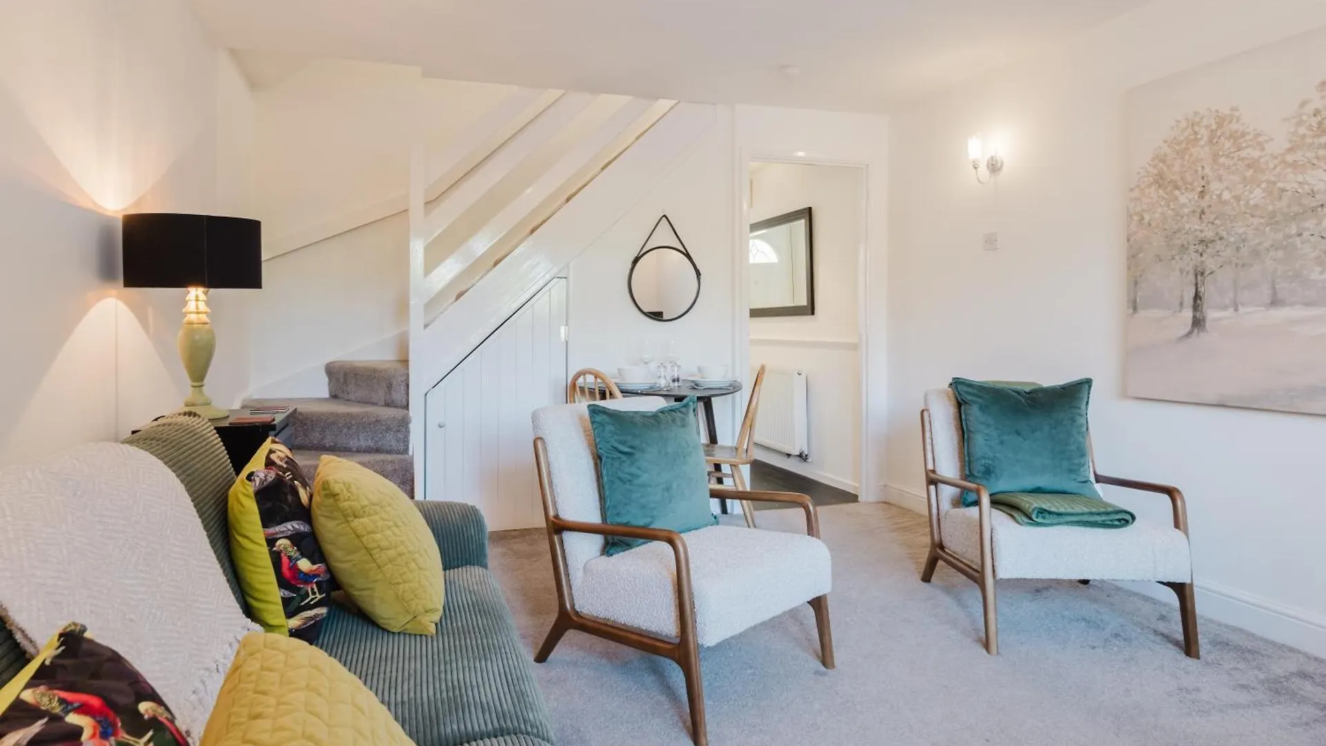 Corner House - Bright 2 Bed In Cheltenham Beckhampton 0*,